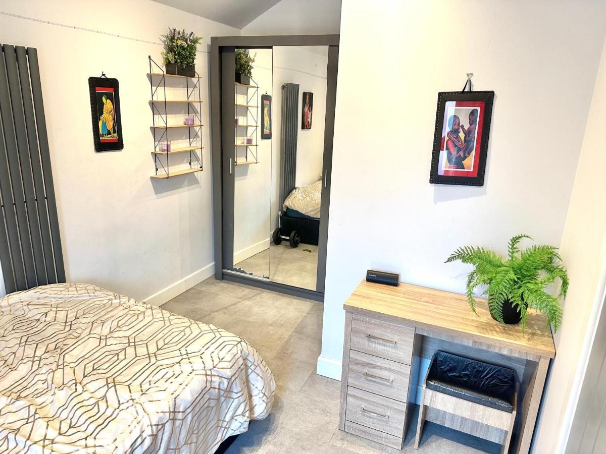 The North Stay Guest Suite Hardingstone Exteriör bild
